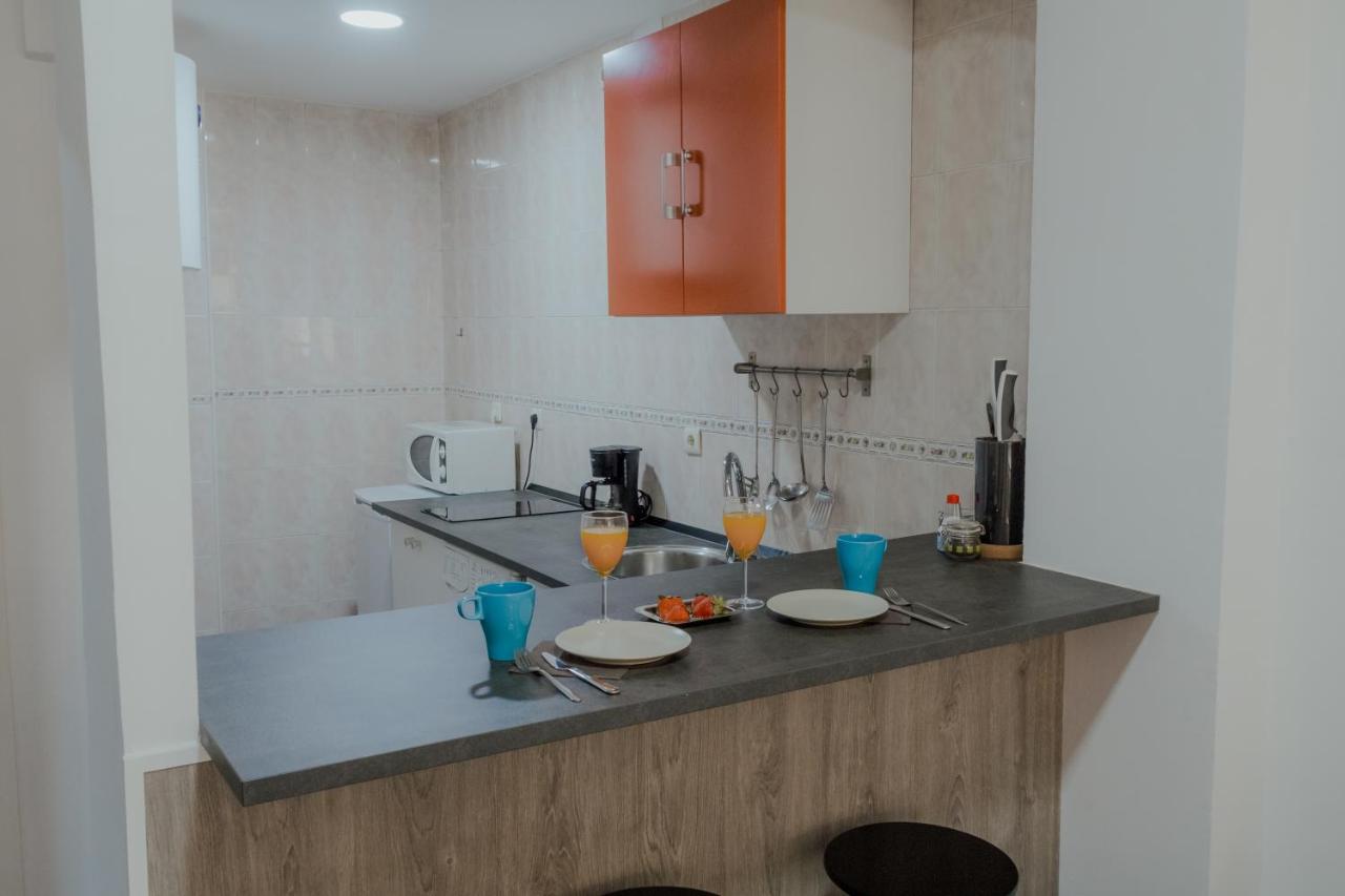 Marques De Guadiaro 1 Apartamentos Malaga Luaran gambar