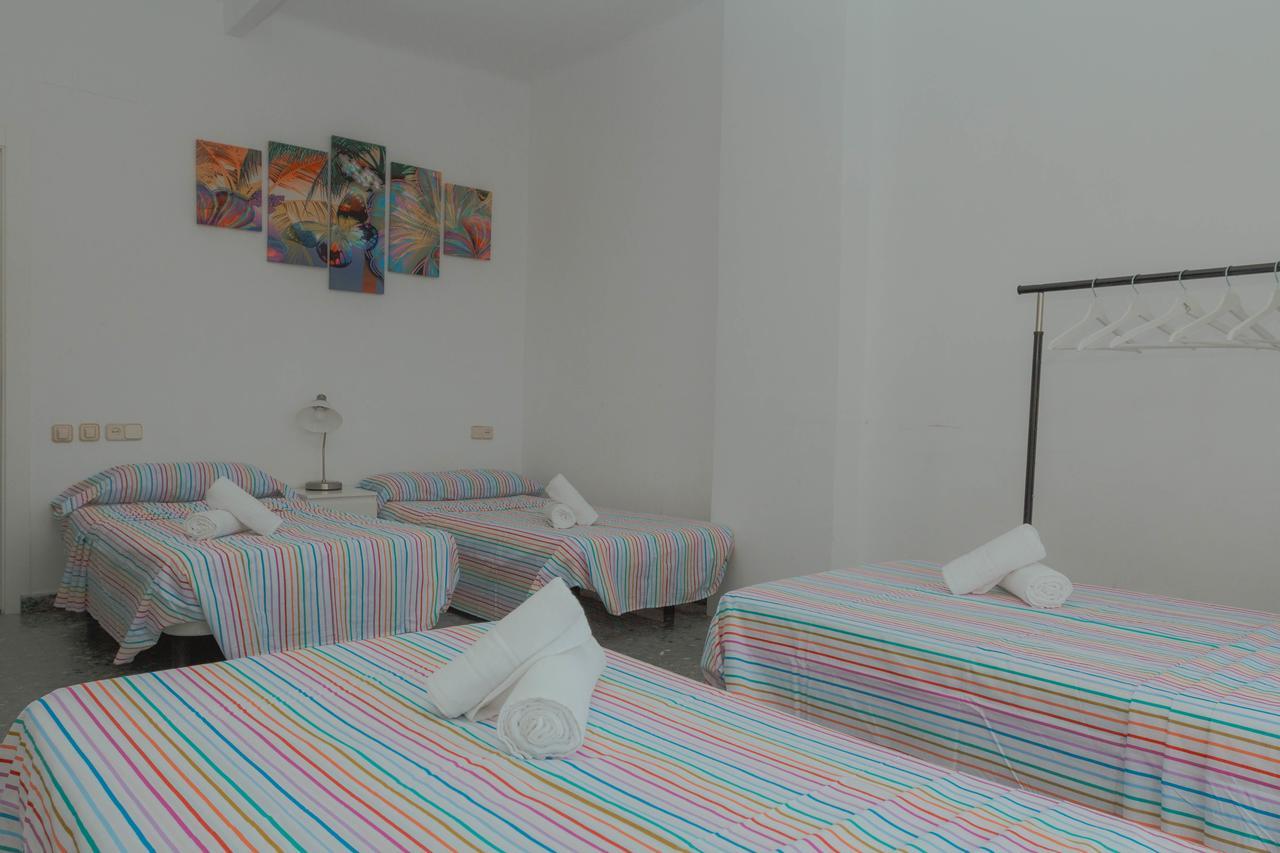 Marques De Guadiaro 1 Apartamentos Malaga Luaran gambar