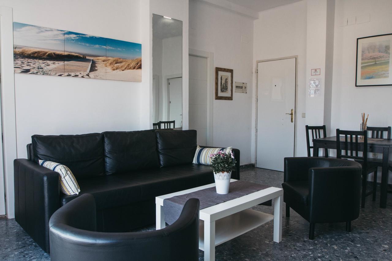 Marques De Guadiaro 1 Apartamentos Malaga Luaran gambar
