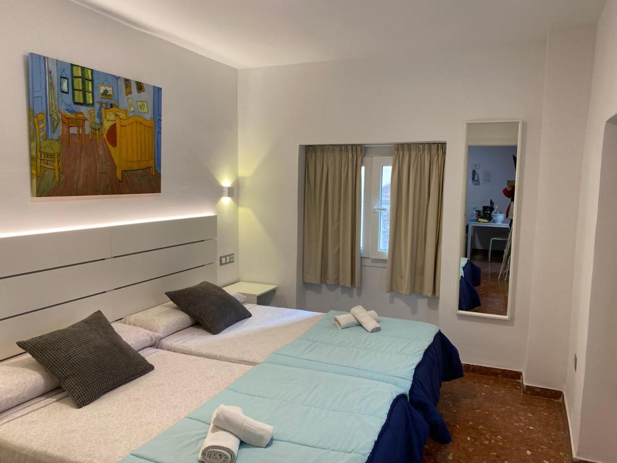 Marques De Guadiaro 1 Apartamentos Malaga Luaran gambar